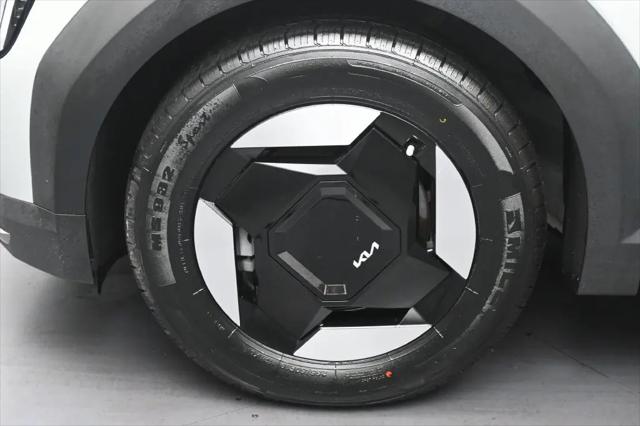 2024 Kia EV9 Light Short Range
