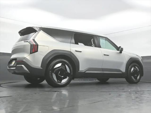 2024 Kia EV9 Light Short Range