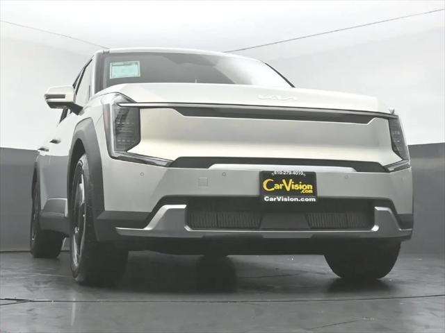 2024 Kia EV9 Light Short Range