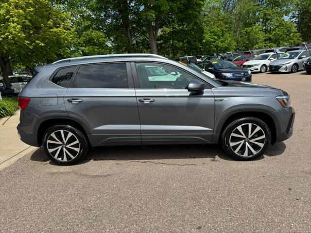 2024 Volkswagen Taos 1.5T SE
