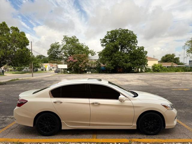 2017 Honda Accord Hybrid Touring