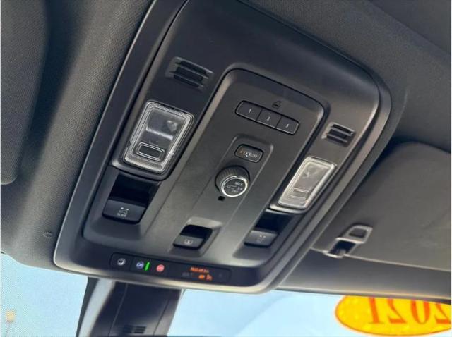 2021 Chevrolet Suburban 4WD Z71