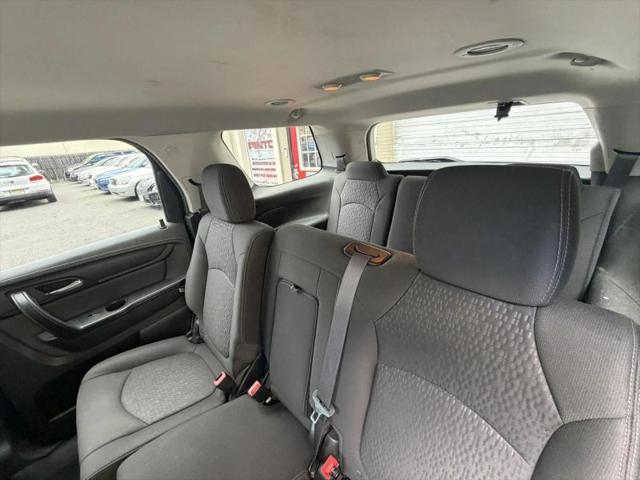 2015 GMC Acadia SLE-2