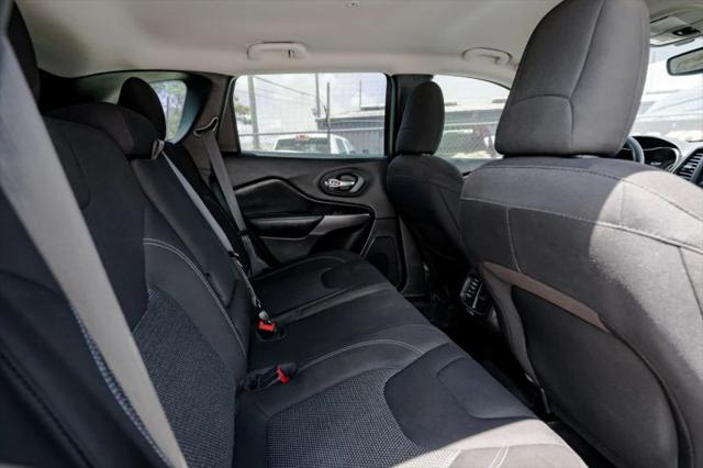 2021 Jeep Cherokee Latitude FWD