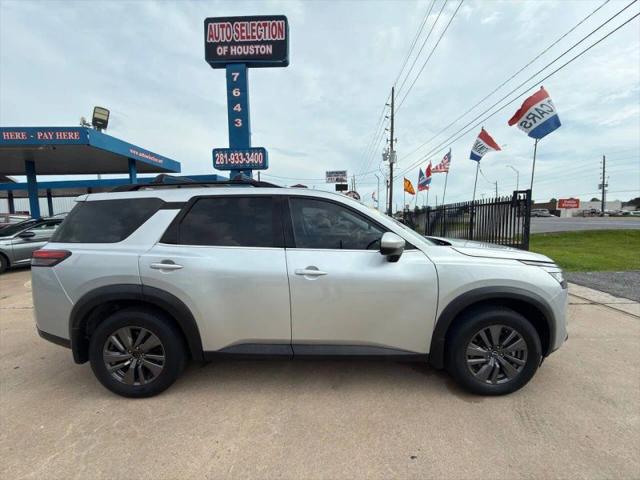 2022 Nissan Pathfinder SV 2WD
