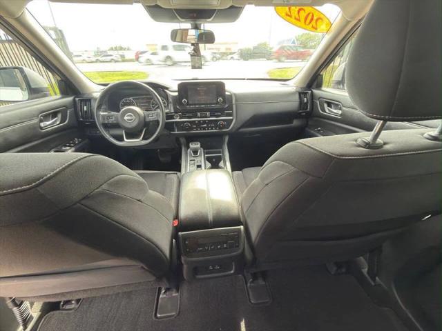 2022 Nissan Pathfinder SV 2WD