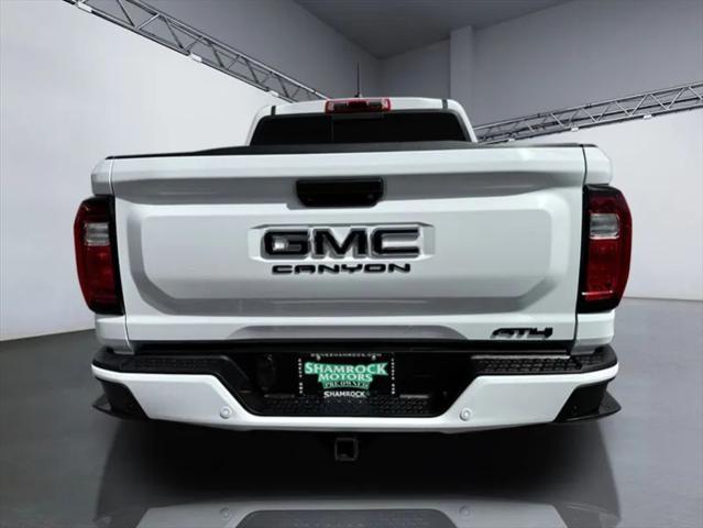 2025 GMC Canyon 4WD AT4