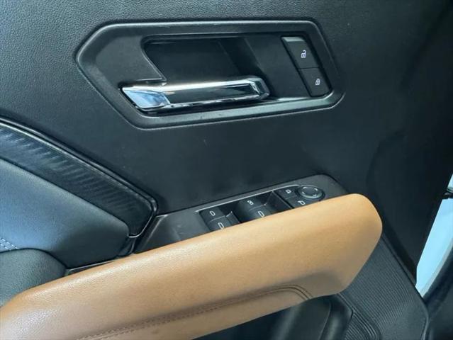 2025 GMC Canyon 4WD AT4