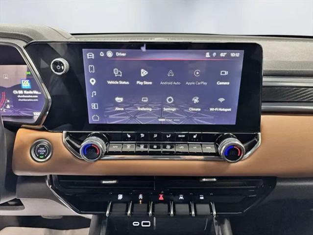 2025 GMC Canyon 4WD AT4