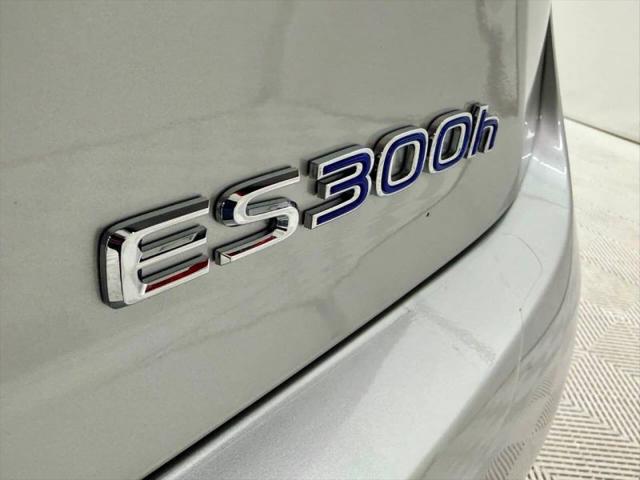 2018 Lexus ES 300h 300h
