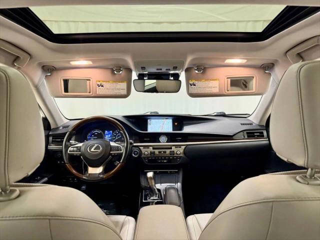 2018 Lexus ES 300h 300h