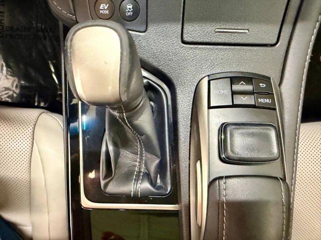 2018 Lexus ES 300h 300h