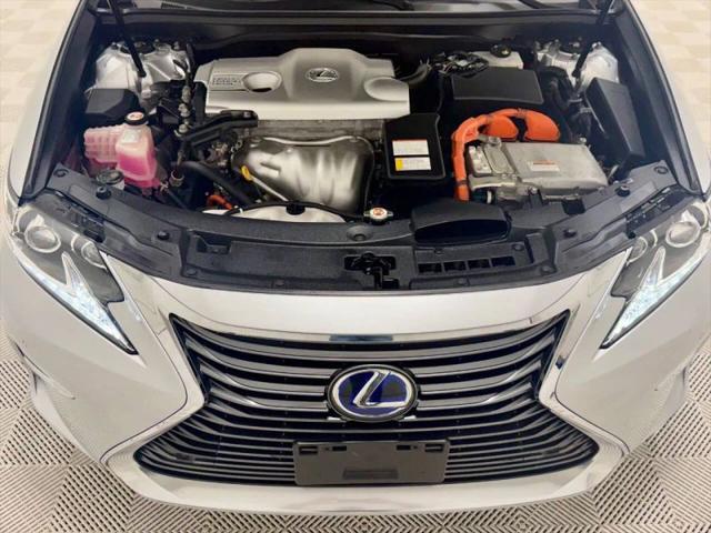 2018 Lexus ES 300h 300h