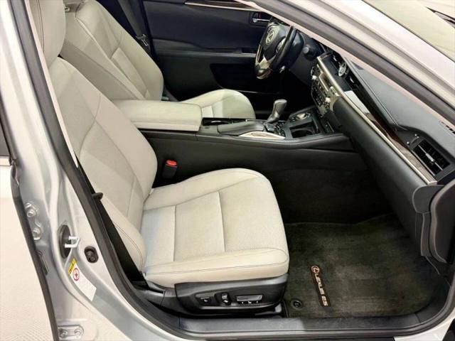2018 Lexus ES 300h 300h