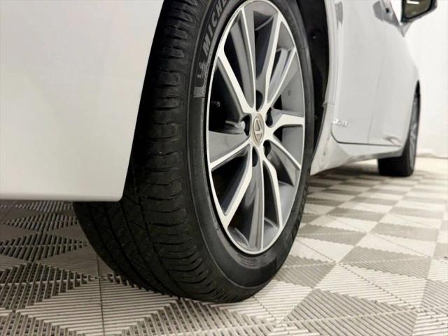 2018 Lexus ES 300h 300h