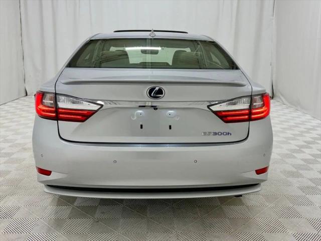 2018 Lexus ES 300h 300h