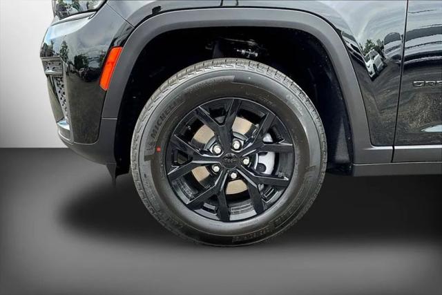 2026 Jeep Grand Cherokee Altitude 4x4