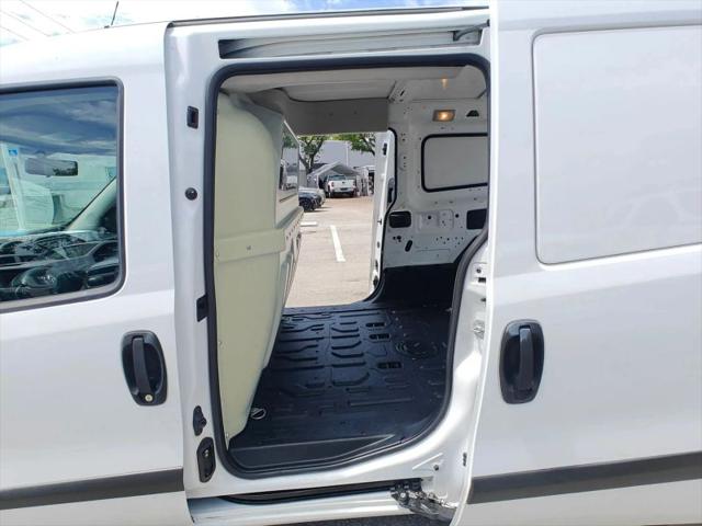 2015 Ram ProMaster City Cargo Van Tradesman SLT