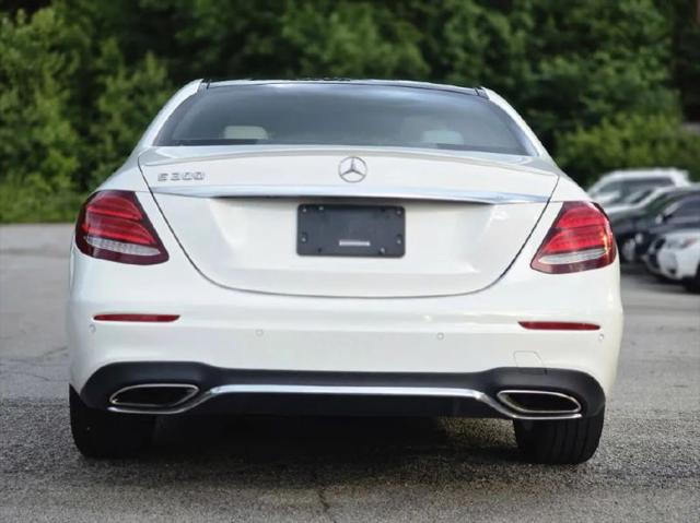 2017 Mercedes-Benz E-CLASS E 300 E 300