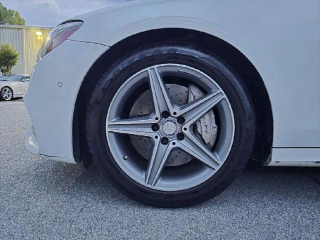 2017 Mercedes-Benz E-CLASS E 300 E 300