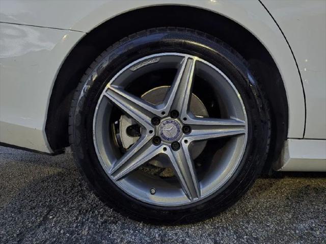 2017 Mercedes-Benz E-CLASS E 300 E 300