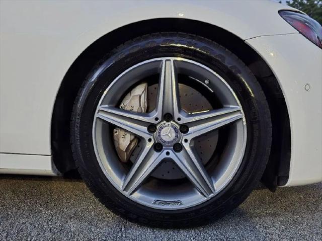2017 Mercedes-Benz E-CLASS E 300 E 300