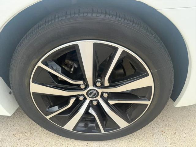 2023 Nissan Maxima SV Xtronic CVT