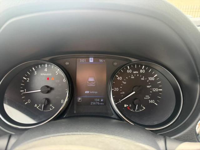 2020 Nissan Rogue Sport SL FWD Xtronic CVT