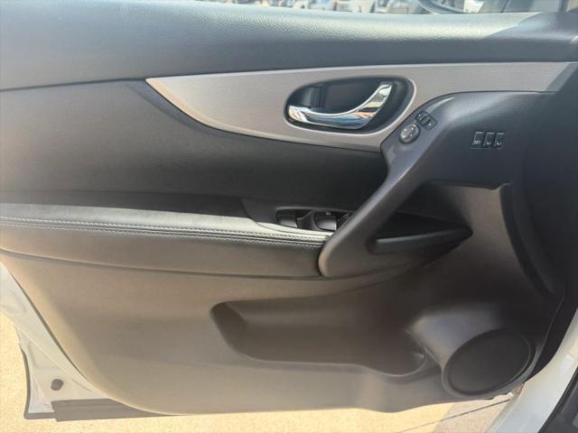 2020 Nissan Rogue Sport SL FWD Xtronic CVT