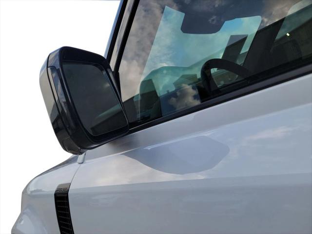 2022 Land Rover Defender 90 X-Dynamic S