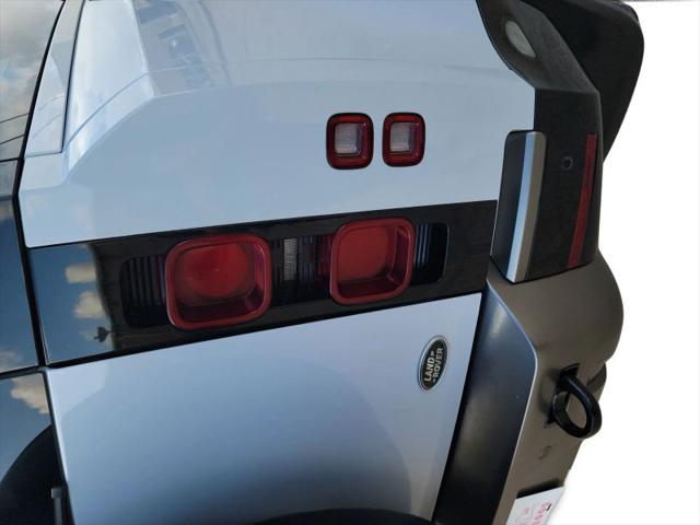 2022 Land Rover Defender 90 X-Dynamic S