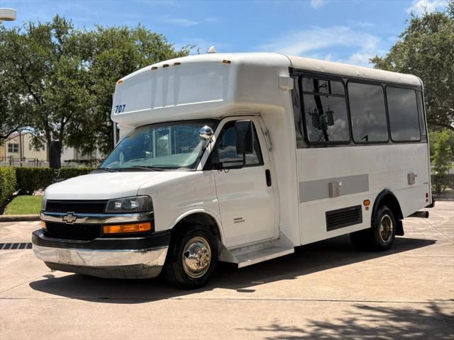 2015 Chevrolet Express Cutaway 4500 Diesel