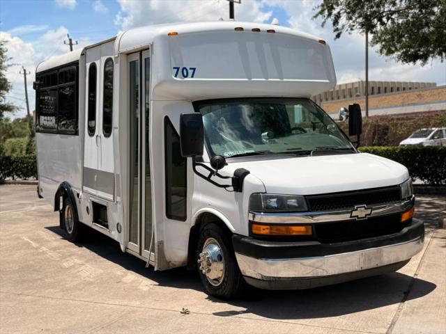 2015 Chevrolet Express Cutaway 4500 Diesel