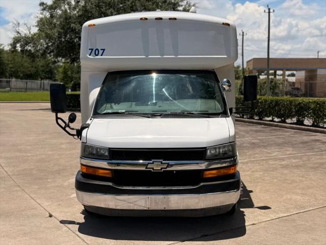 2015 Chevrolet Express Cutaway 4500 Diesel