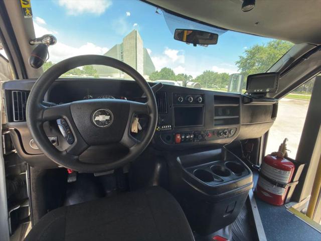 2015 Chevrolet Express Cutaway 4500 Diesel
