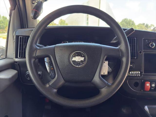 2015 Chevrolet Express Cutaway 4500 Diesel