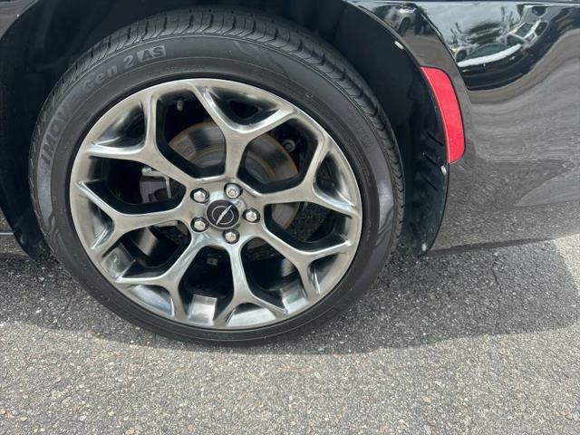 2018 Chrysler 300 300S