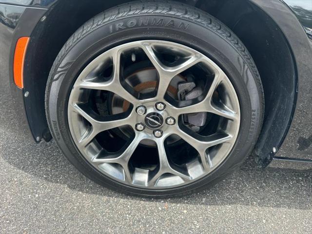 2018 Chrysler 300 300S