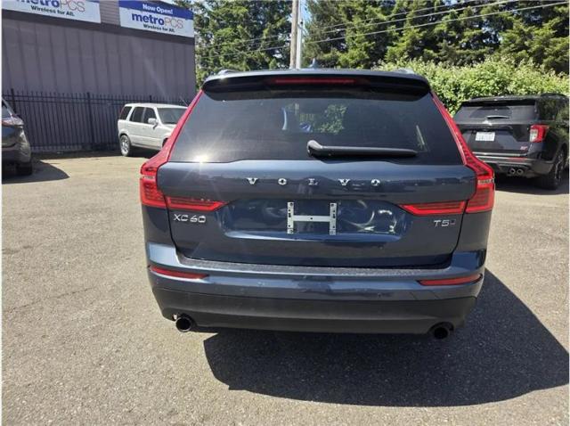 2021 Volvo XC60 T5 Momentum