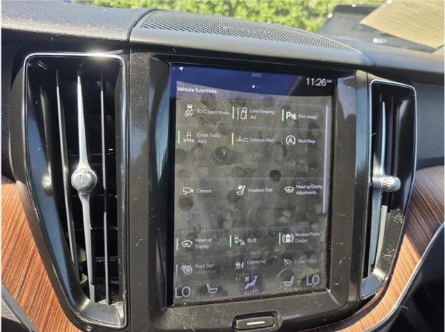 2021 Volvo XC60 T5 Momentum