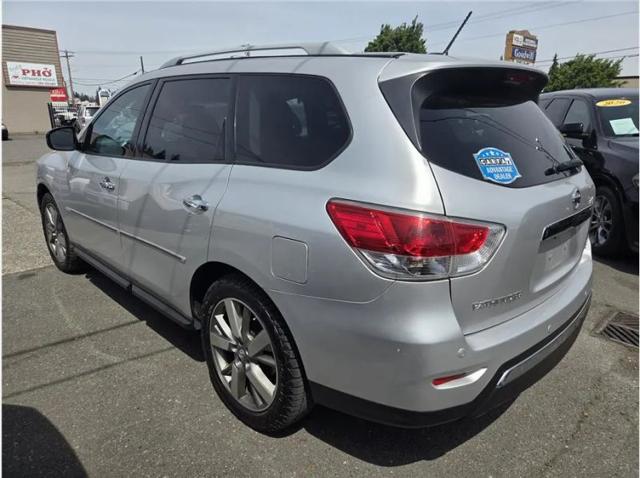 2015 Nissan Pathfinder SV