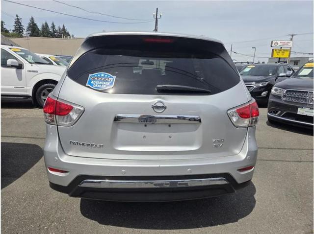 2015 Nissan Pathfinder SV