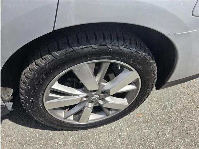 2015 Nissan Pathfinder SV