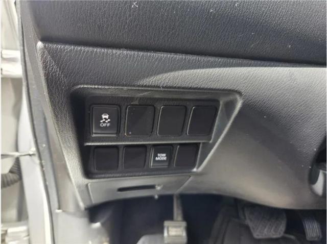 2015 Nissan Pathfinder SV