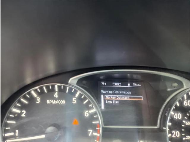 2015 Nissan Pathfinder SV