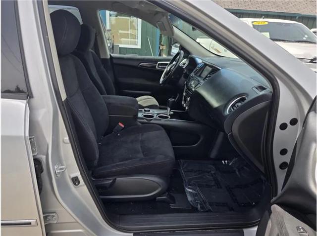 2015 Nissan Pathfinder SV