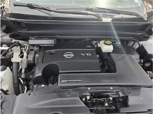 2015 Nissan Pathfinder SV