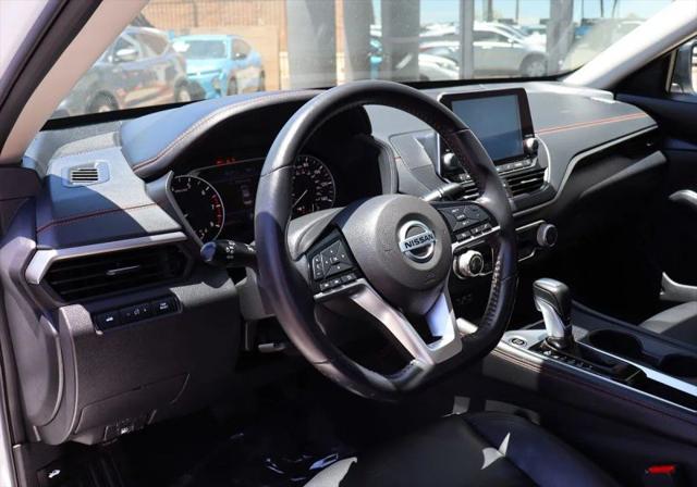 2020 Nissan Altima SR FWD