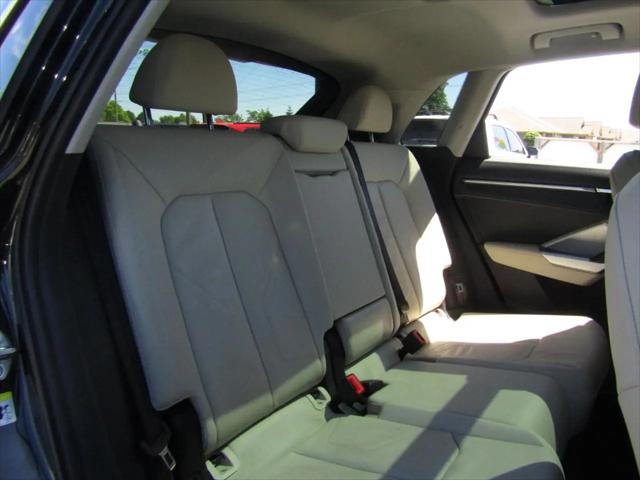 2021 Audi Q3 Premium 40 TFSI quattro Tiptronic
