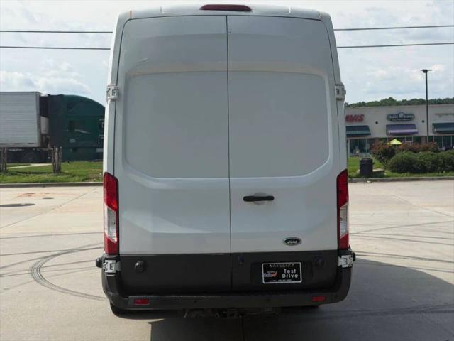 2017 Ford Transit Extended Length w/Sliding Side Door w/9950-lb GVWR